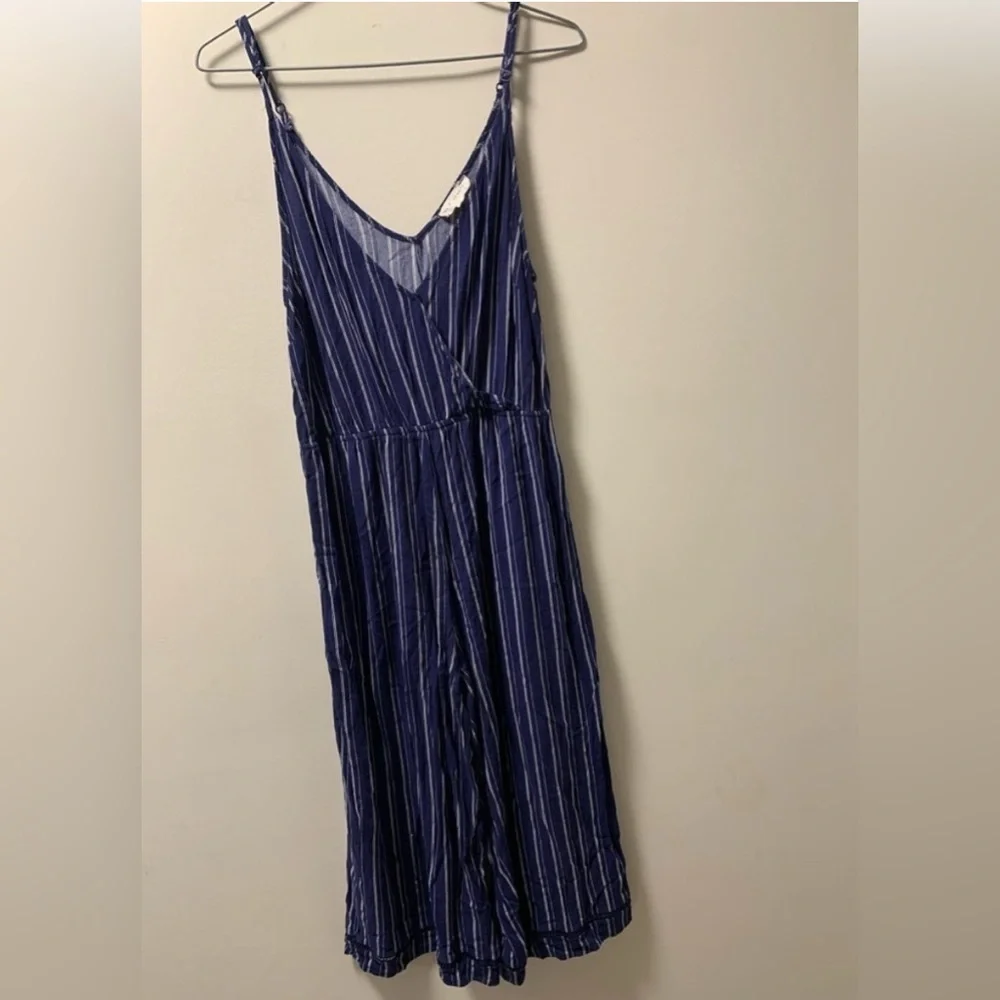 La Hearts Navy Striped v-neck Jumpsuit size small - Picture 2 of 8